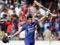 IND v NZ, 1st ODI: Shubman Gill becomes youngest player to score a double century in ODIs - Hindi News | IND v NZ, 1st ODI: Shubman Gill becomes youngest player to score a double century in ODIs | Latest cricket News at Lokmattimes.com