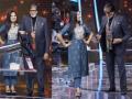 Big B walks the ramp on request of 'KBC 14' contestant - Hindi News | Big B walks the ramp on request of 'KBC 14' contestant | Latest entertainment News at Lokmattimes.com