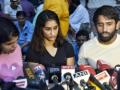 Wrestling scandal: Wrestler Bajrang Punia claims Delhi Police cut electricity supply at Jantar Mantar - Hindi News | Wrestling scandal: Wrestler Bajrang Punia claims Delhi Police cut electricity supply at Jantar Mantar | Latest other-sports News at Lokmattimes.com