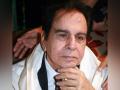 Dilip Kumar is on oxygen support, 'not on ventilator', confirms his doctor - Hindi News | Dilip Kumar is on oxygen support, 'not on ventilator', confirms his doctor | Latest entertainment News at Lokmattimes.com