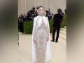 Emily Blunt's Met Gala 2021 look leaves fans nostalgic - Hindi News | Emily Blunt's Met Gala 2021 look leaves fans nostalgic | Latest lifestyle News at Lokmattimes.com
