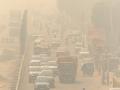 Delhi's air quality stagnant in 'very poor' category, AQI stands at 385 - Hindi News | Delhi's air quality stagnant in 'very poor' category, AQI stands at 385 | Latest national News at Lokmattimes.com