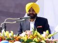 Bhagwant Mann to take oath as Punjab CM today in AAP exclusive ceremony - Hindi News | Bhagwant Mann to take oath as Punjab CM today in AAP exclusive ceremony | Latest national News at Lokmattimes.com