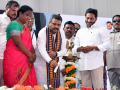 Andhra: Jagan accuses Chandrababu Naidu of stifling voices that question him​ - Hindi News | Andhra: Jagan accuses Chandrababu Naidu of stifling voices that question him​ | Latest national News at Lokmattimes.com