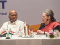 After 10 years in power, BJP has lost its grounding, says Sharad Pawar - Hindi News | After 10 years in power, BJP has lost its grounding, says Sharad Pawar | Latest politics News at Lokmattimes.com