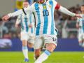 Messi's Argentina loses 0-2 to Uruguay - Hindi News | Messi's Argentina loses 0-2 to Uruguay | Latest football News at Lokmattimes.com