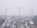 GRAP-III revoked in Delhi-NCR as air quality now in 'very poor' levels - Hindi News | GRAP-III revoked in Delhi-NCR as air quality now in 'very poor' levels | Latest health News at Lokmattimes.com
