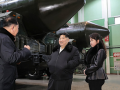 Kim Jong-un inspects factory producing launchers for ballistic missiles - Hindi News | Kim Jong-un inspects factory producing launchers for ballistic missiles | Latest politics News at Lokmattimes.com