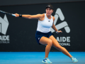 Pegula fends off lucky loser Pera to make Adelaide quarterfinals - Hindi News | Pegula fends off lucky loser Pera to make Adelaide quarterfinals | Latest tennis News at Lokmattimes.com