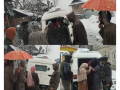 Pregnant woman evacuated in J&K's Sopore amid heavy snowfall - Hindi News | Pregnant woman evacuated in J&K's Sopore amid heavy snowfall | Latest health News at Lokmattimes.com