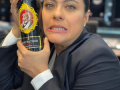 Watch: Kajol drops pic with wine bottle, says ‘I may not drink but can get a good laugh’ - Hindi News | Watch: Kajol drops pic with wine bottle, says ‘I may not drink but can get a good laugh’ | Latest entertainment News at Lokmattimes.com