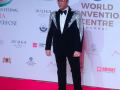 71st Miss World: Show Host Karan Johar Arrived, Showed Swag - Hindi News | 71st Miss World: Show Host Karan Johar Arrived, Showed Swag | Latest entertainment News at Lokmattimes.com