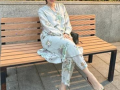 Karisma Kapoor Stuns Fans in a Breezy Co-ord Set: ‘Summer Lovin’ (See Pics) - Hindi News | Karisma Kapoor Stuns Fans in a Breezy Co-ord Set: ‘Summer Lovin’ (See Pics) | Latest entertainment News at Lokmattimes.com