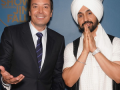 ‘Sat Sri Akal’: Jimmy Fallon Learns Punjabi from Diljit Dosanjh on 'The Tonight Show' (Watch Video) - Hindi News | ‘Sat Sri Akal’: Jimmy Fallon Learns Punjabi from Diljit Dosanjh on 'The Tonight Show' (Watch Video) | Latest entertainment News at Lokmattimes.com
