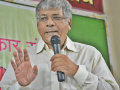 VBA chief Prakash Ambedkar undergoes angioplasty in Pune hospital; condition stable - Hindi News | VBA chief Prakash Ambedkar undergoes angioplasty in Pune hospital; condition stable | Latest health News at Lokmattimes.com