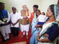 PM Narendra Modi Interacts with Pradhan Mantri Awas Yojana (PMAY-U) Beneficiaries in Bhubaneswar (Watch Video) - Hindi News | PM Narendra Modi Interacts with Pradhan Mantri Awas Yojana (PMAY-U) Beneficiaries in Bhubaneswar (Watch Video) | Latest national News at Lokmattimes.com