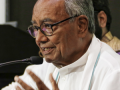 Digvijaya Singh meets CM Yadav, raises wheat procurement issues; invites him to religious event in Raghogarh - Hindi News | Digvijaya Singh meets CM Yadav, raises wheat procurement issues; invites him to religious event in Raghogarh | Latest national News at Lokmattimes.com
