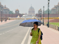 High winds clear Delhi-NCR’s air putting most areas in Yellow Zone; temp continues to rise   - Hindi News | High winds clear Delhi-NCR’s air putting most areas in Yellow Zone; temp continues to rise   | Latest national News at Lokmattimes.com