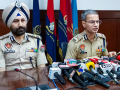 Three held in Punjab; 6 kg each of heroin, ICE seized - Hindi News | Three held in Punjab; 6 kg each of heroin, ICE seized | Latest national News at Lokmattimes.com