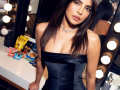 Priyanka Chopra Jonas, hubby Nick kiss and celebrate US independence day - Hindi News | Priyanka Chopra Jonas, hubby Nick kiss and celebrate US independence day | Latest entertainment News at Lokmattimes.com