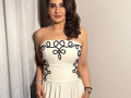 Raveena Tandon reprimands a crew member for invading Shraddha Kapoor’s privacy - Hindi News | Raveena Tandon reprimands a crew member for invading Shraddha Kapoor’s privacy | Latest entertainment News at Lokmattimes.com