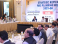 Focus on customer experience, revenue generation: Minister Scindia at BSNL meet - Hindi News | Focus on customer experience, revenue generation: Minister Scindia at BSNL meet | Latest technology News at Lokmattimes.com