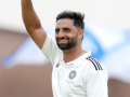 Ranji Trophy: DK hails J&K pacer Auqib Nabi as 'an absolute champion' - Hindi News | Ranji Trophy: DK hails J&K pacer Auqib Nabi as 'an absolute champion' | Latest other-sports News at Lokmattimes.com