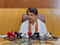 Congress govt in Karnataka has become bankrupt, ministers plead for development funds: BJP - Hindi News | Congress govt in Karnataka has become bankrupt, ministers plead for development funds: BJP | Latest national News at Lokmattimes.com