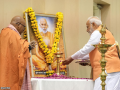 PM Modi pays tribute to Sree Narayana Guru, hails his enduring legacy - Hindi News | PM Modi pays tribute to Sree Narayana Guru, hails his enduring legacy | Latest national News at Lokmattimes.com
