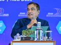 Gadkari lashes out at ‘paid’ social media campaign against ethanol-blended petrol - Hindi News | Gadkari lashes out at ‘paid’ social media campaign against ethanol-blended petrol | Latest technology News at Lokmattimes.com