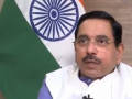 PM Modi’s humility inspired me to speak to peons, clerks: Union Minister Pralhad Joshi - Hindi News | PM Modi’s humility inspired me to speak to peons, clerks: Union Minister Pralhad Joshi | Latest national News at Lokmattimes.com