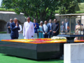 Mauritius PM Ramgoolam pays tribute to Mahatma Gandhi, former PM Vajpayee - Hindi News | Mauritius PM Ramgoolam pays tribute to Mahatma Gandhi, former PM Vajpayee | Latest national News at Lokmattimes.com