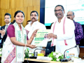 Jharkhand CM Hemant Soren hands over appointment letters to 301 assistant teachers - Hindi News | Jharkhand CM Hemant Soren hands over appointment letters to 301 assistant teachers | Latest national News at Lokmattimes.com