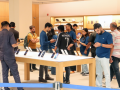 Apple sets quarterly revenue record in India, huge opportunity ahead for us: Tim Cook - Hindi News | Apple sets quarterly revenue record in India, huge opportunity ahead for us: Tim Cook | Latest business News at Lokmattimes.com