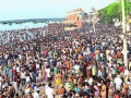 Devotees observe 'Mahalaya Amavasya' rituals at Rameswaram Agni Theertham in TN - Hindi News | Devotees observe 'Mahalaya Amavasya' rituals at Rameswaram Agni Theertham in TN | Latest national News at Lokmattimes.com