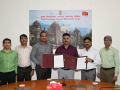 India Post, IIP join hands to develop eco-friendly parcel packaging solutions - Hindi News | India Post, IIP join hands to develop eco-friendly parcel packaging solutions | Latest business News at Lokmattimes.com