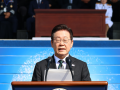 South Korea's Prez Lee vows reform of Seoul-focused system to promote regional development - Hindi News | South Korea's Prez Lee vows reform of Seoul-focused system to promote regional development | Latest international News at Lokmattimes.com
