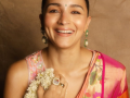 Alia Bhatt reveals when she realised that she married into the legacy of Raj Kapoor - Hindi News | Alia Bhatt reveals when she realised that she married into the legacy of Raj Kapoor | Latest entertainment News at Lokmattimes.com
