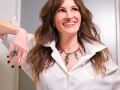 Julia Roberts feels Hollywood is still dominated by men - Hindi News | Julia Roberts feels Hollywood is still dominated by men | Latest entertainment News at Lokmattimes.com