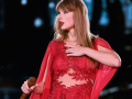Taylor Swift won’t travel to space: It's cold, scary - Hindi News | Taylor Swift won’t travel to space: It's cold, scary | Latest entertainment News at Lokmattimes.com