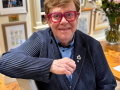 Elton John opens to biggest audience after quitting touring at Singapore Grand Prix - Hindi News | Elton John opens to biggest audience after quitting touring at Singapore Grand Prix | Latest entertainment News at Lokmattimes.com