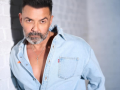 Bobby Deol reveals why he was afraid of his big brother Sunny Deol? - Hindi News | Bobby Deol reveals why he was afraid of his big brother Sunny Deol? | Latest entertainment News at Lokmattimes.com