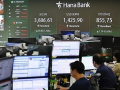 Foreigners' net purchase of S. Korean stocks hits 19-month high in September - Hindi News | Foreigners' net purchase of S. Korean stocks hits 19-month high in September | Latest technology News at Lokmattimes.com