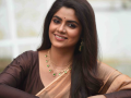 Sayantani Ghosh shoots for 'Jagadhatri' despite a fractured foot: 'The show must go on' - Hindi News | Sayantani Ghosh shoots for 'Jagadhatri' despite a fractured foot: 'The show must go on' | Latest entertainment News at Lokmattimes.com