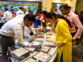 Akshaya Tritiya likely to generate business worth Rs 20,000 crore in gold and silver - Hindi News | Akshaya Tritiya likely to generate business worth Rs 20,000 crore in gold and silver | Latest technology News at Lokmattimes.com