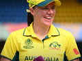 Women’s World Cup: Gardner, Sutherland power Australia to six-wicket win over England - Hindi News | Women’s World Cup: Gardner, Sutherland power Australia to six-wicket win over England | Latest other-sports News at Lokmattimes.com