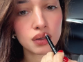 Tamannaah Bhatia does her makeup in the car with the 'hands of a surgeon' - Hindi News | Tamannaah Bhatia does her makeup in the car with the 'hands of a surgeon' | Latest entertainment News at Lokmattimes.com