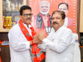Former RJD MLA joins BJP, a day before first phase poll in Bihar - Hindi News | Former RJD MLA joins BJP, a day before first phase poll in Bihar | Latest national News at Lokmattimes.com