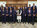 PM Modi meets Women’s ODI World Cup winning Indian team - Hindi News | PM Modi meets Women’s ODI World Cup winning Indian team | Latest other-sports News at Lokmattimes.com