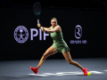 Anisimova dispatches Swiatek to reach semifinals at WTA Finals - Hindi News | Anisimova dispatches Swiatek to reach semifinals at WTA Finals | Latest other-sports News at Lokmattimes.com